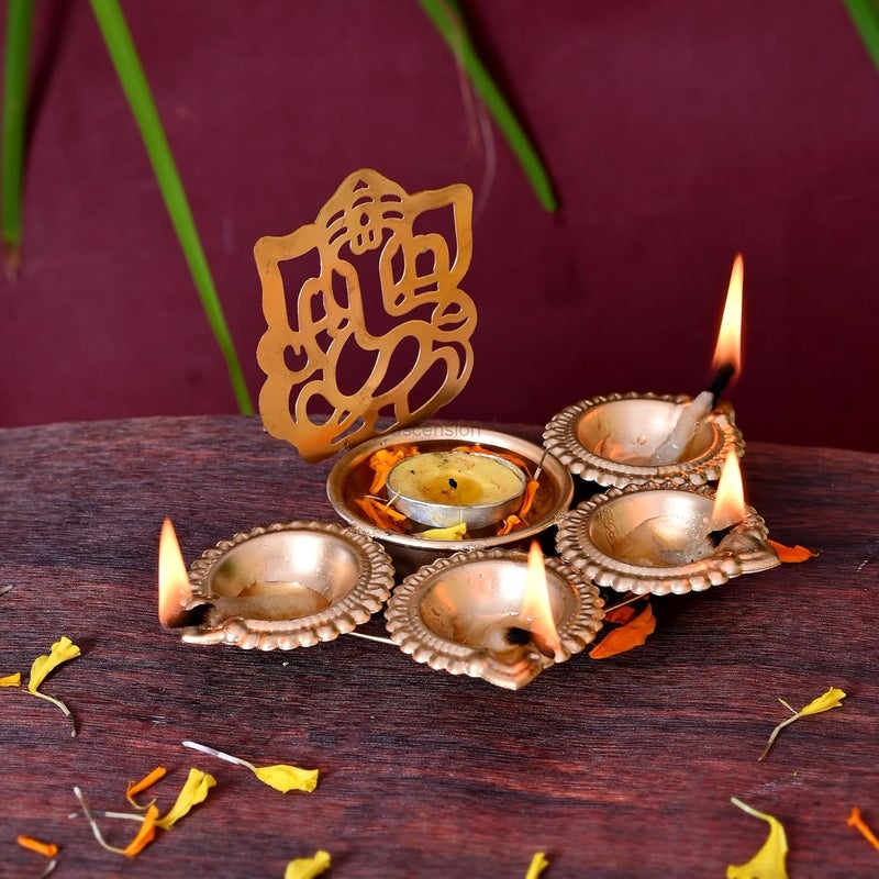 Ascension Ganesh Ji Design Urli Bowl for Home Diwali Decor with 4 Attached Oil Diyas for Floating Flowers and Tealight Candles Home Table Diwali Decoration Items for Home Pooja Room (7 inch) - Image 3