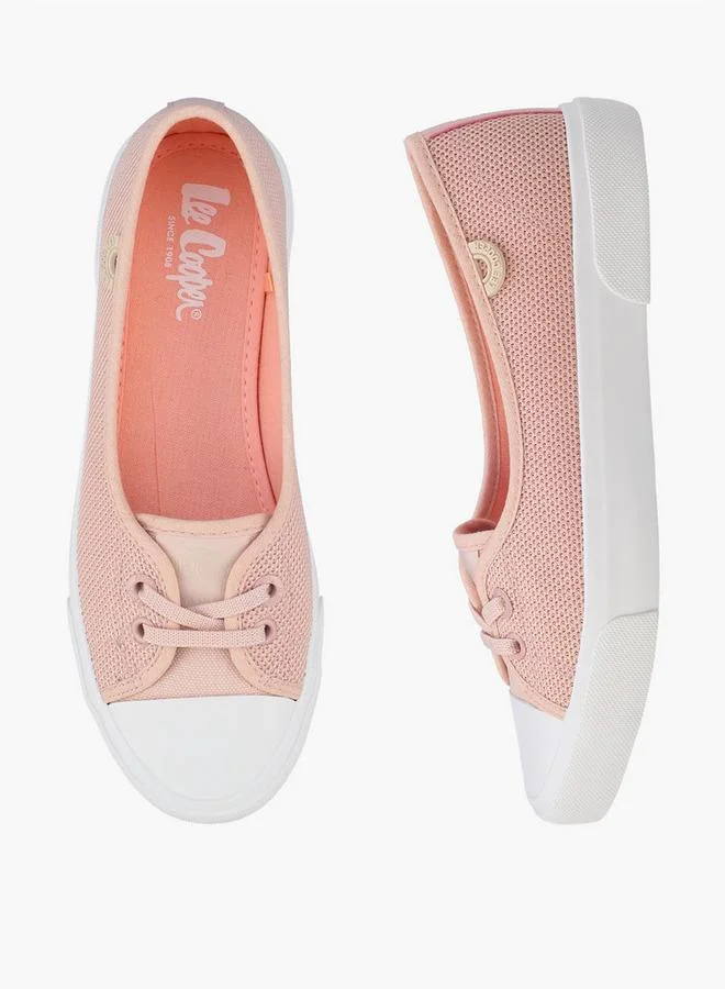 لي كوبر Women Textured Slip-On Shoes