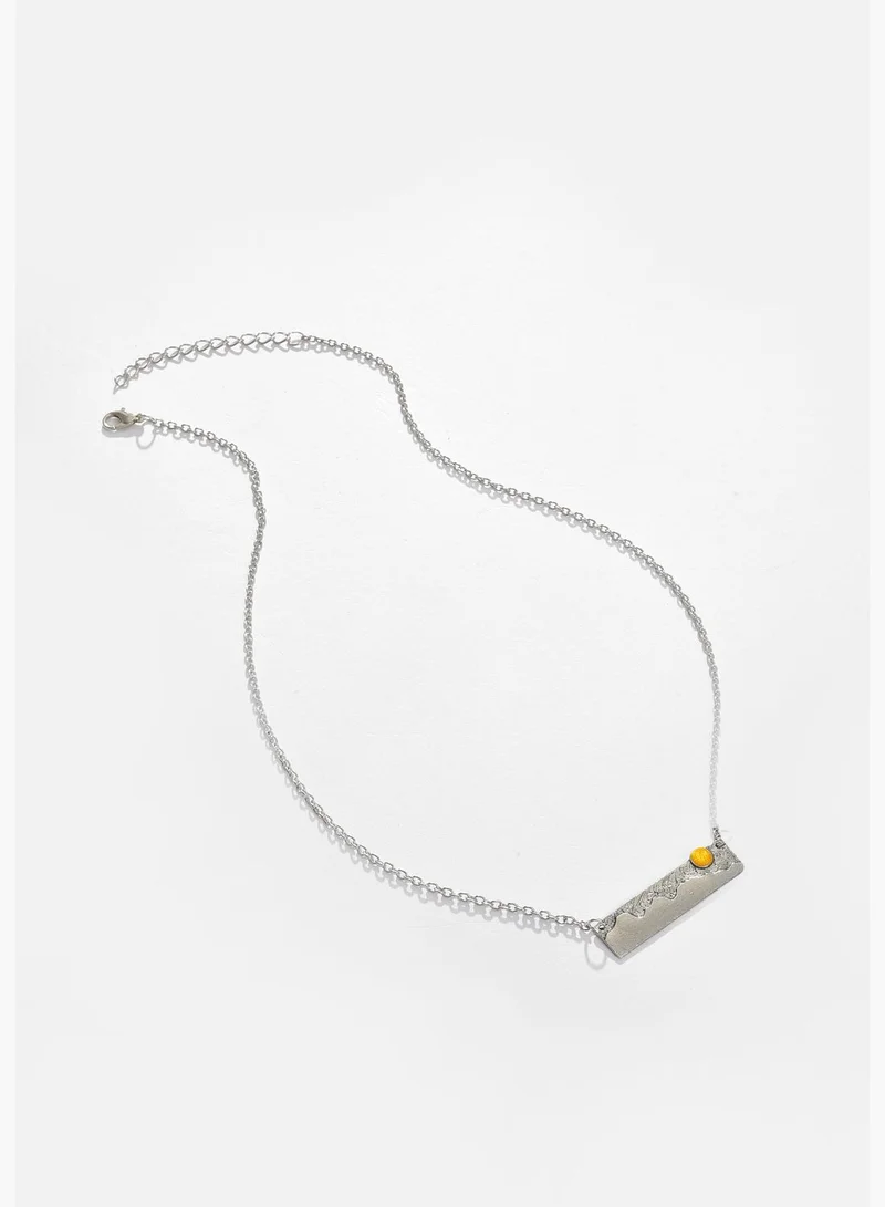 SOHI Silver Plated Designer Stone Pendant Chain