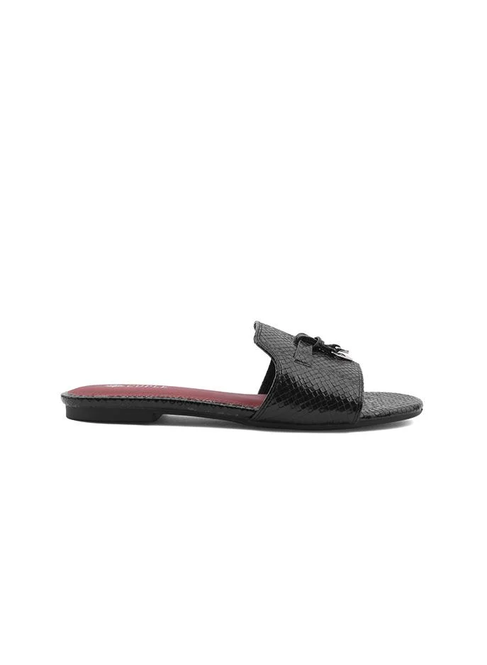 كابلي Flat Sandal – Elegant Casual Pop