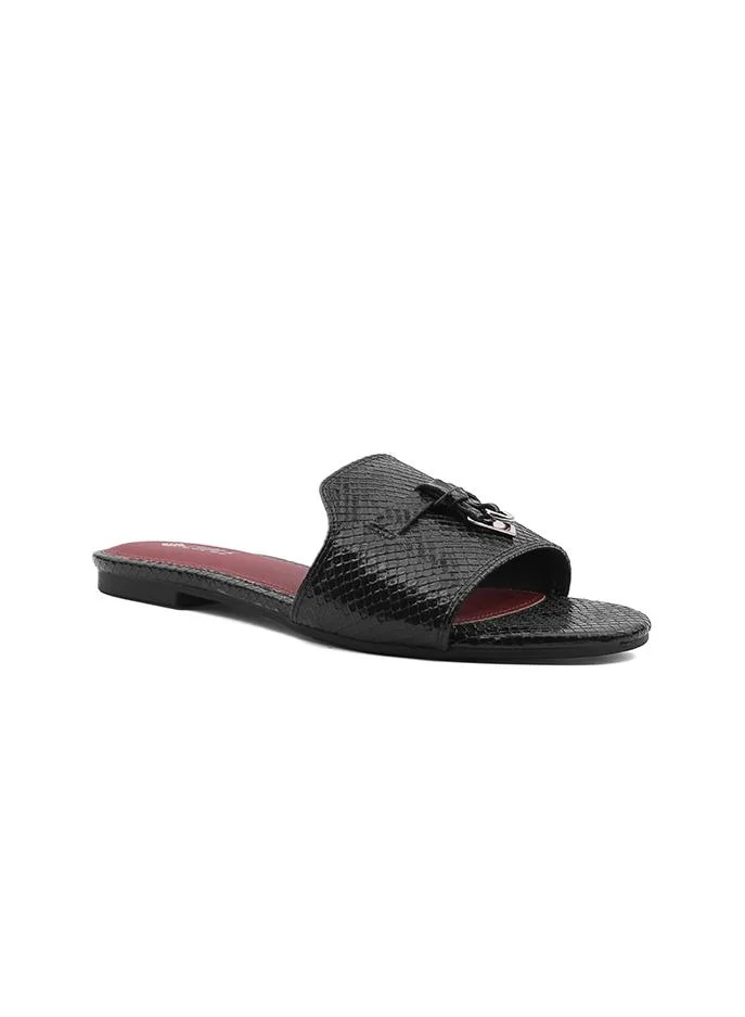 كابلي Flat Sandal – Elegant Casual Pop