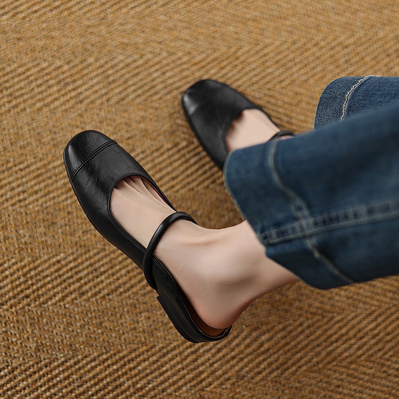 Lazada Supply Casual Low-Heeled Square Toe 32-43 Large And Small Size Toe Buckle Outdoor Slippers - Image 3