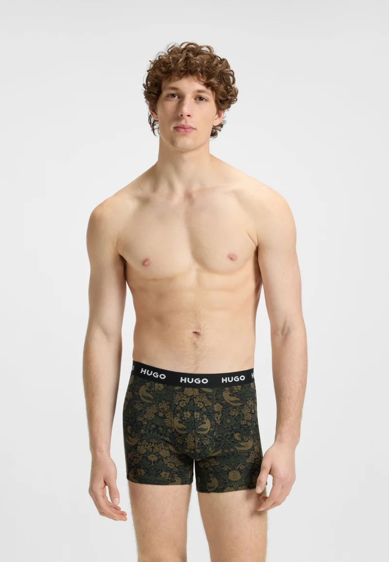 هوجو ثلاثة أطقم بوكسر بريفز قطنية مطاطية بشعارات