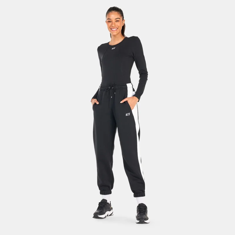 Nike Women's Sportswear Icon Clash Casual Pants