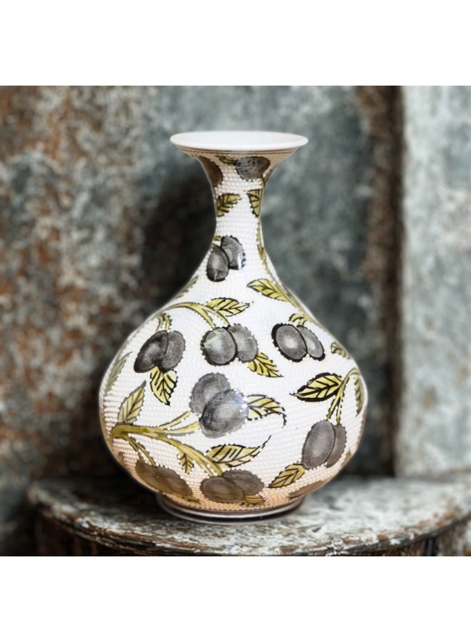 Handcrafted Decorative Vase, 15 cm, Fruit & Leaf Pattern - Image 1