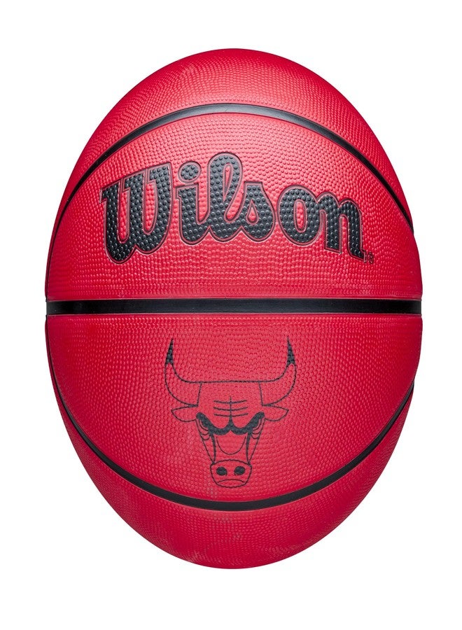 Wilson Basketballs NBA Team Tribute Solid Chi Bulls 7 - Image 1