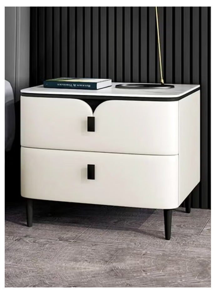 رافين طاولة جانبية متعددة الأغراض بتصميم عصري مبطنة بالجلد، طاولة جانبية واسعة من روك سلاب بمظهر لامع، خزانة تخزين متينة من الخشب الصلب مع درجين لغرفة النوم وغرفة المعيشة 50 × 40 × 47 سم - Image 1