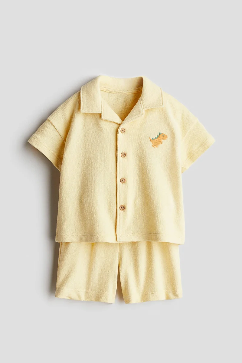اتش اند ام 2-piece terry resort shirt and shorts set