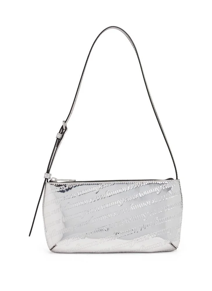 تومي جينز حقيبة كتف بنقش شعار معدني بارز