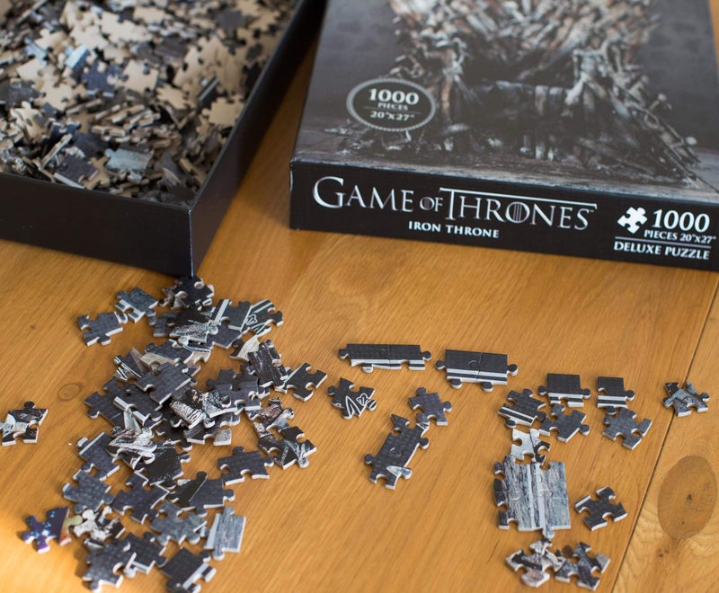 Game Of Thrones Dark Horse Deluxe Game of Thrones: Iron Throne Deluxe Puzzle (1000 Piece) - Image 4