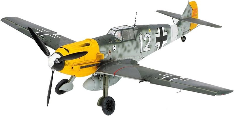 Tamiya 1:48 WWII Messerschmitt BF109E-4/7 Trop Model Kit - Image 1