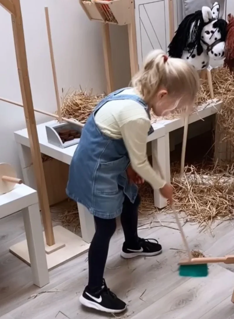 by ASTRUP Mestboy Set for Hobby Horses