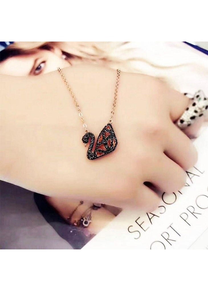 Chomel Stainless Steel Y-Shaped Pendant Necklace - Image 4