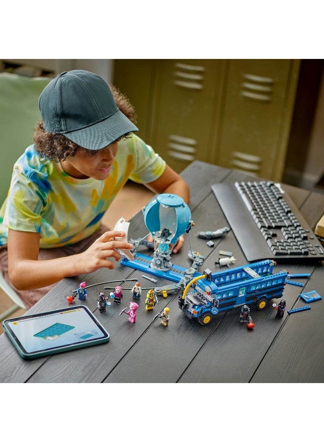 LEGO Fortnite Battle Bus 77073 Building Set (954 Pieces) - Image 4