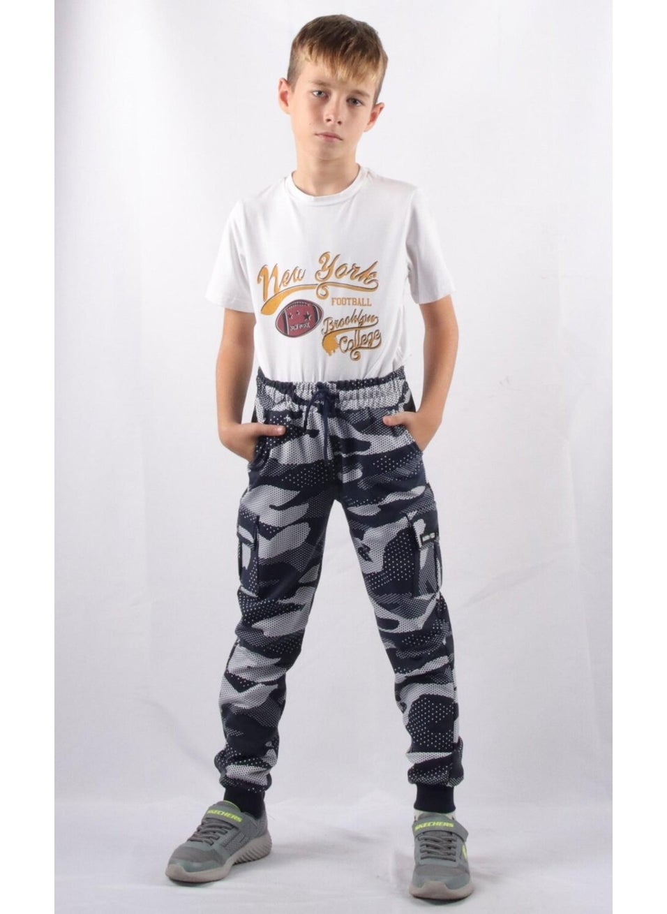 Alexander Gardi Alexandergardi Cargo Pocket Camouflage Jogger Trousers (C21-72100)  - Image 3