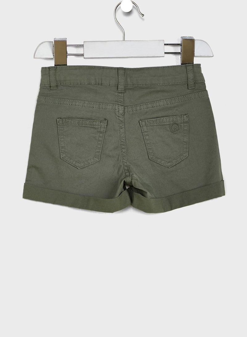 او في اس شورت بحافة مطوية - Image 2