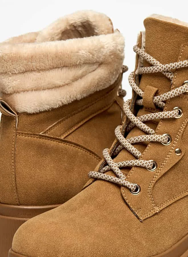 فلورا بيلا من شو إكسبرس Women Panelled Lace-Up Ankle Boots with Pull Tabs