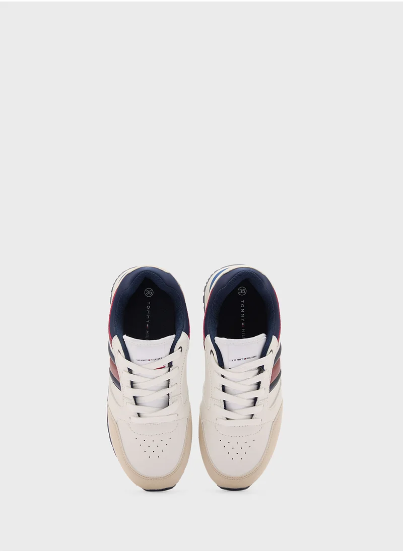 تومي هيلفيغر Youth Low Top Lace Up Sneakers