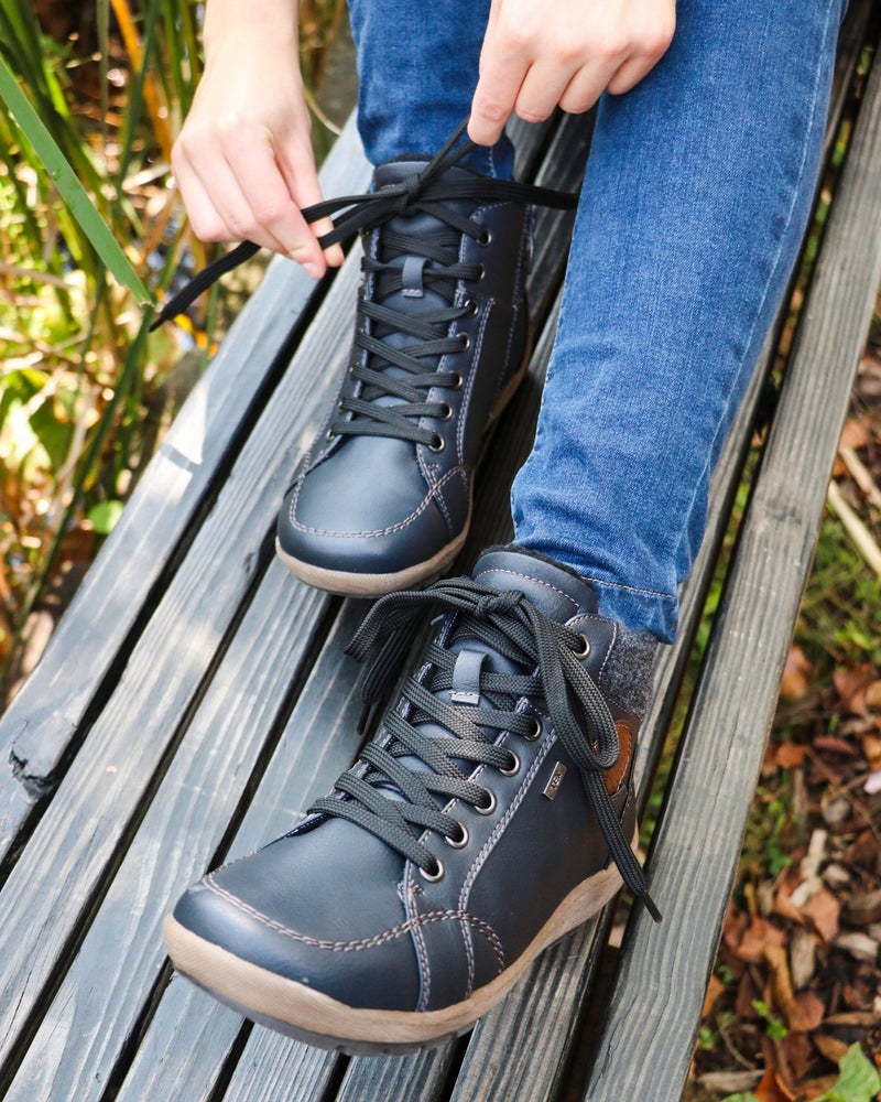 Low Barrel Martin Boots Women'S Lace-Up Front Large Size Round Toe Snow Boots - Image 3