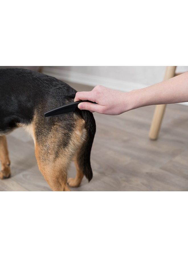 Trixie Pet Grooming Flea Comb, For Cats, Dogs, and Small Animals, Removes Fleas, Flea Eggs and Other Debris, 8" (21cm) - Image 4