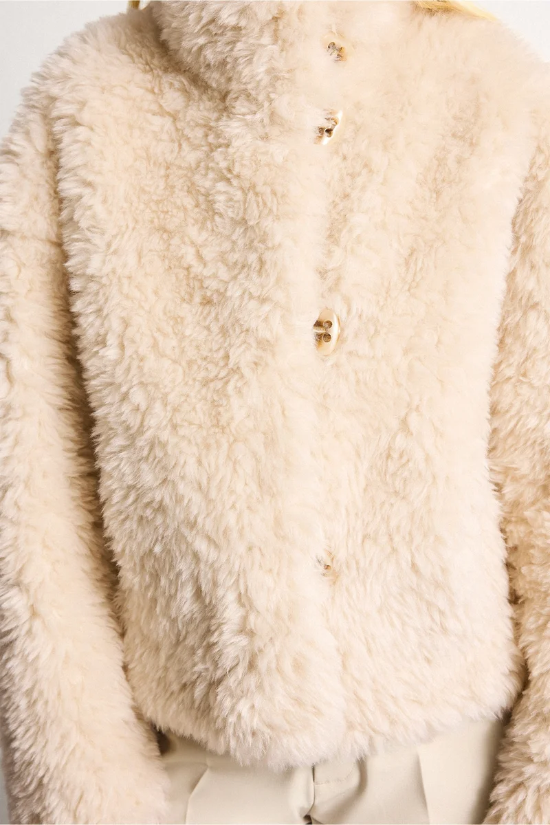 Defacto  Regular Fit Faux Fur for Women | Best Price UAE