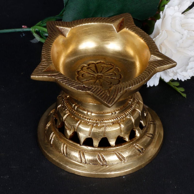 ARTVARKO ARTVARKO Brass Oil Lamp Puja 5 Wick Traditional Ethnic Carved Designer Diya Light Puja Decorations Mandir Decoration Items Handmade Table  - Image 5