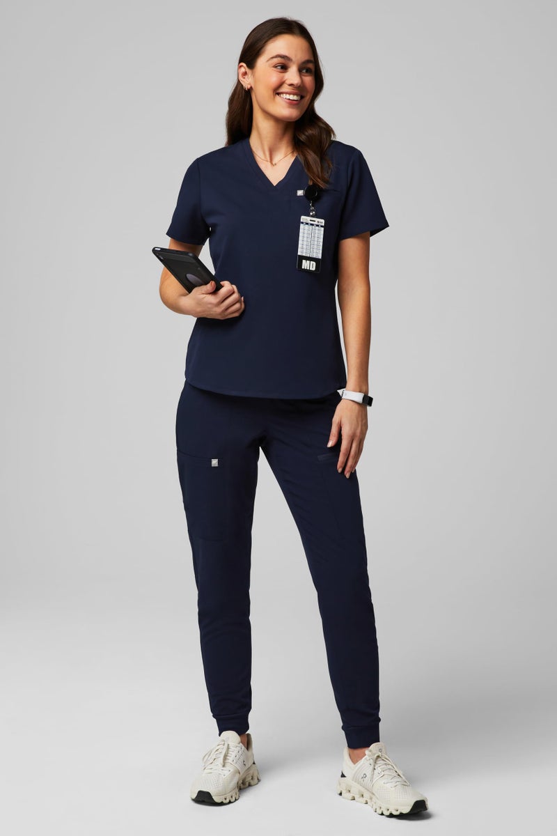 Fabletics Women's Vital 1-Pocket Scrub Top - MotionTech, Wrinkle-Resist, Chest Pocket, Anti-Shrink, Semi-Slim Fit, M, Navy - Image 3