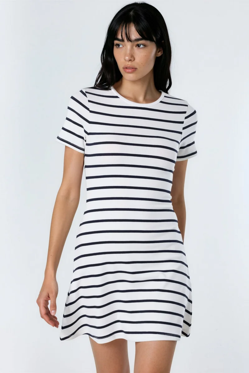 بوسيم BUSEM Striped Crew Neck Mini T-Shirt Dress