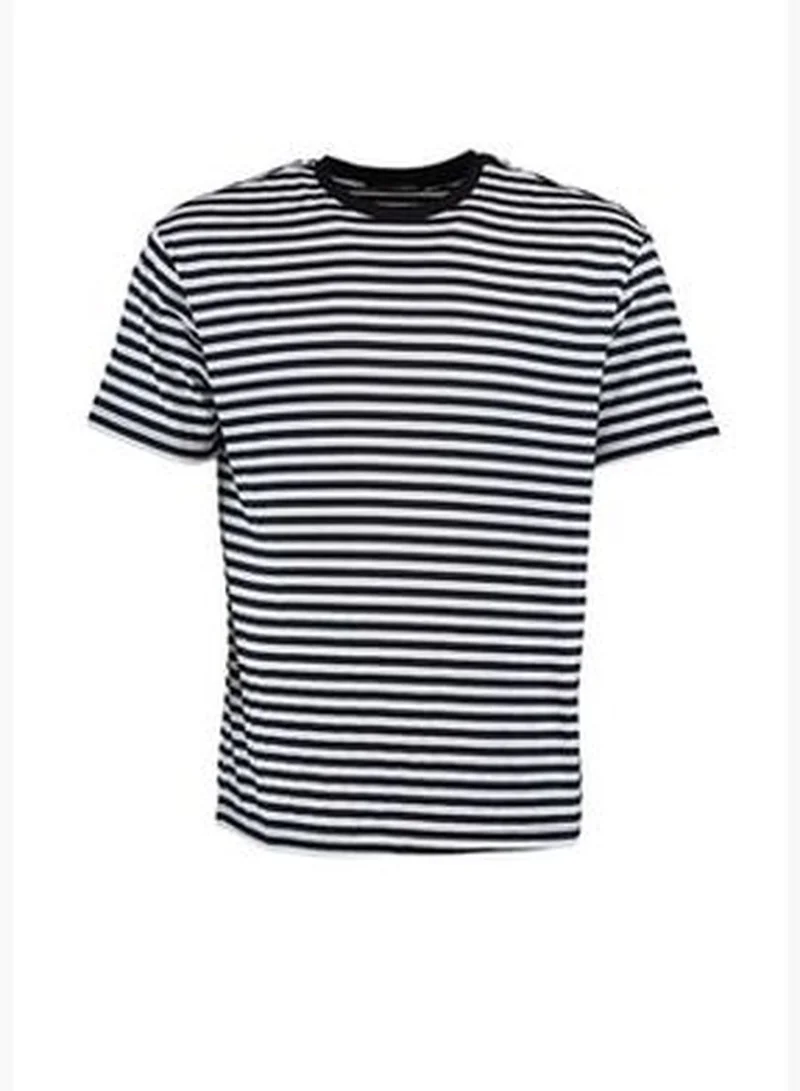 trendyol Black Men's Relaxed/Comfortable fit, Crew Neck Short Sleeve Striped T-Shirt.