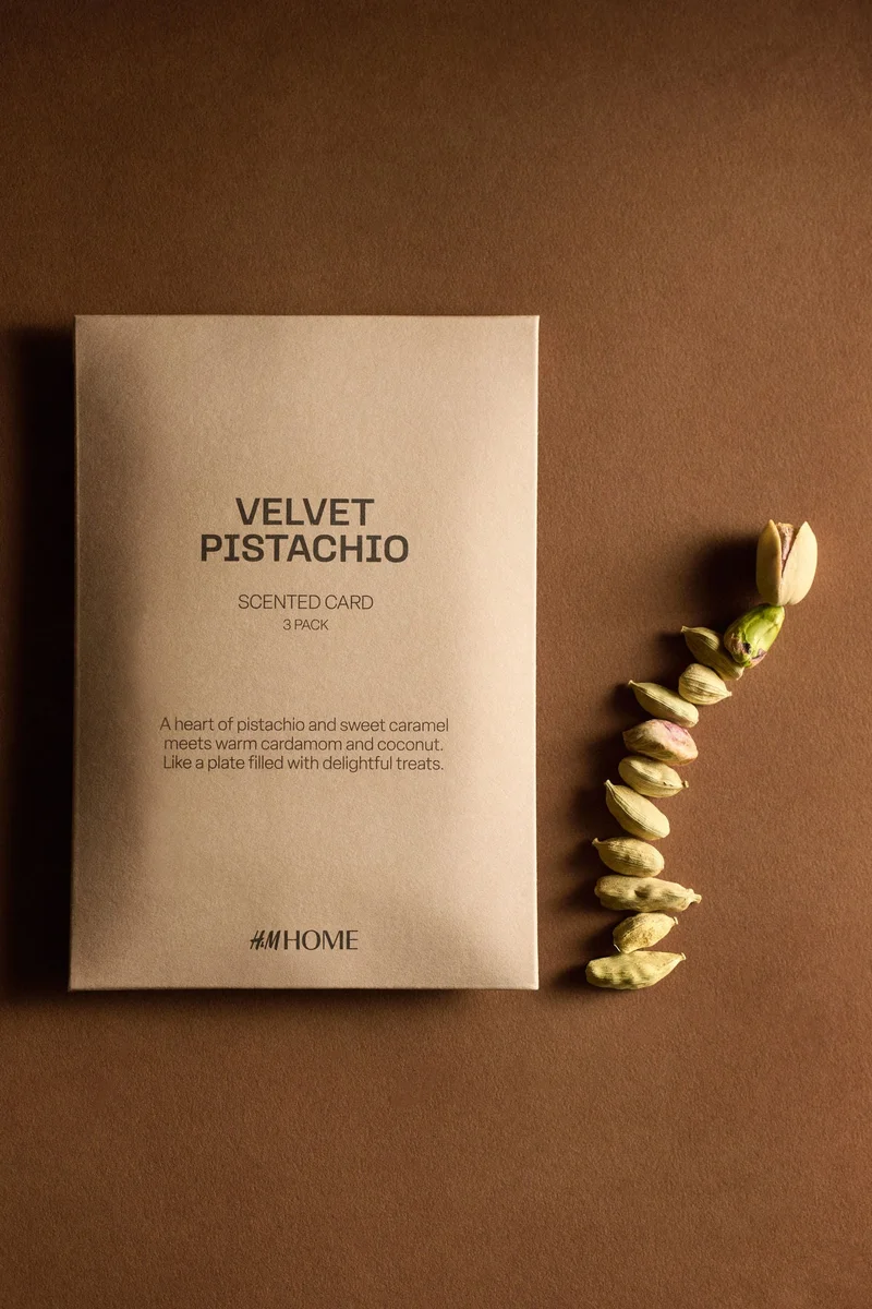 اتش اند ام بطاقات معطرة - عبوة من 3 قطع