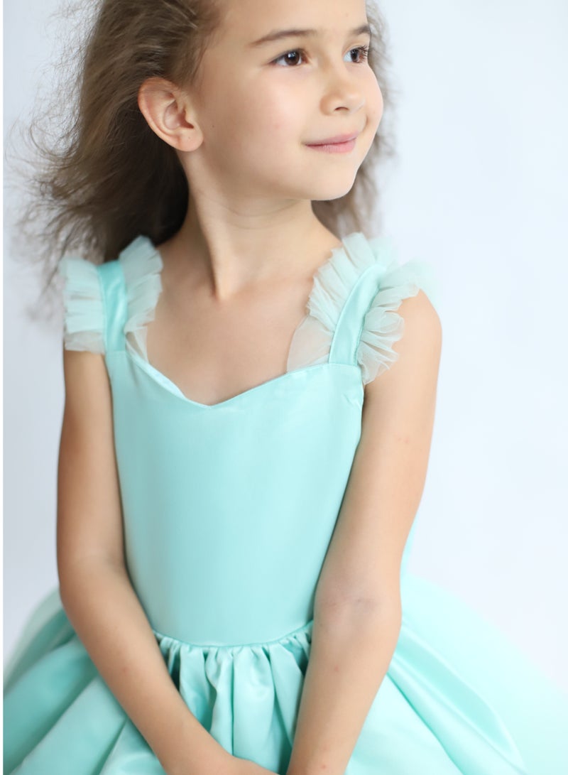 D'Daniela D' Daniela - Sleeveless Long Tail Dress Green - Image 4