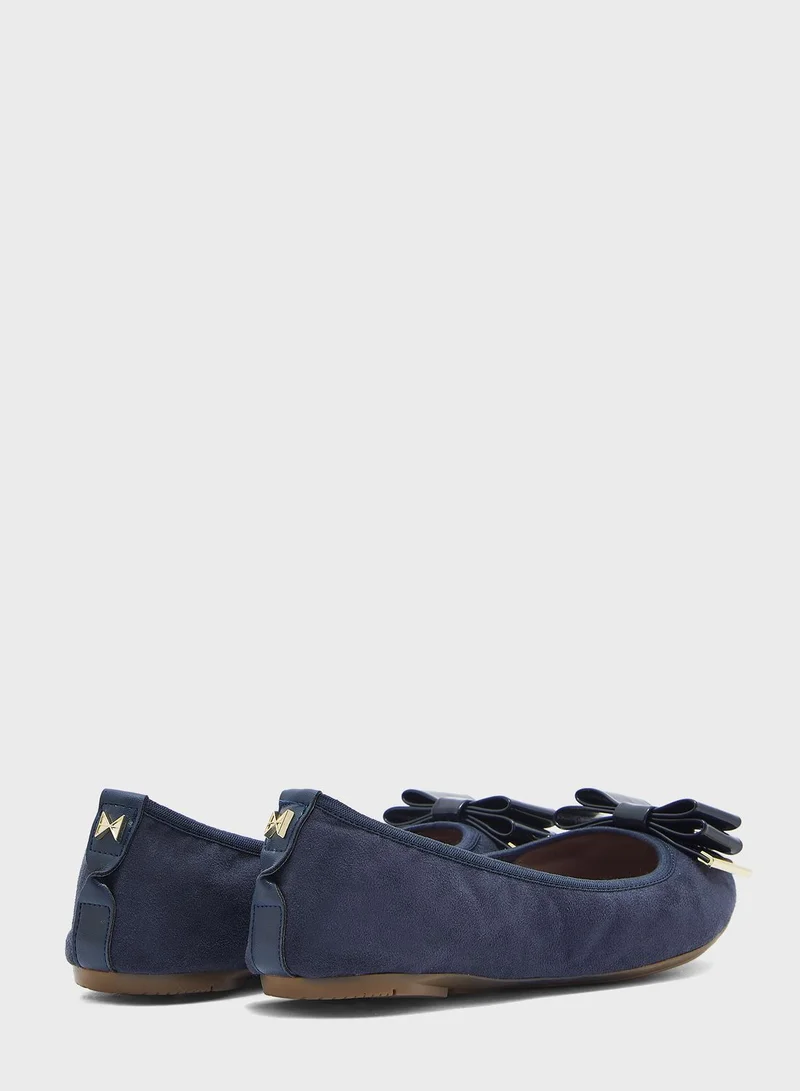 BUTTERFLYTWISTS Milie Round Toe Ballerina