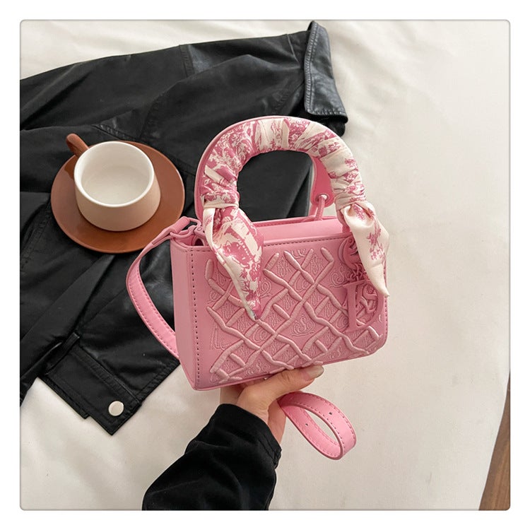 Heavy Embroidery Quilted Princess Diana Bag, High-End Crossbody Bag, Versatile Fashion Silk Scarf, Shoulder Handbag, Women'S Bag - Image 2