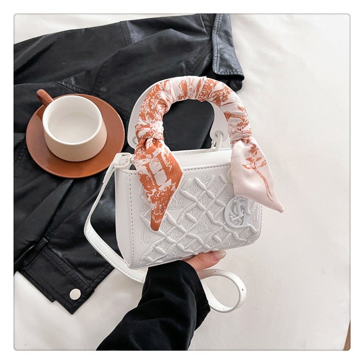 Heavy Embroidery Quilted Princess Diana Bag, High-End Crossbody Bag, Versatile Fashion Silk Scarf, Shoulder Handbag, Women'S Bag - Image 1