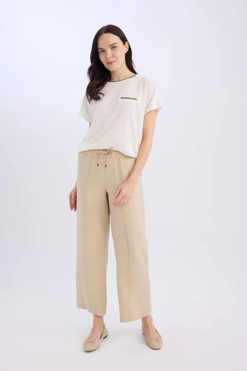 ديفاكتو Wide Straight Leg Pocketed Laced Trousers