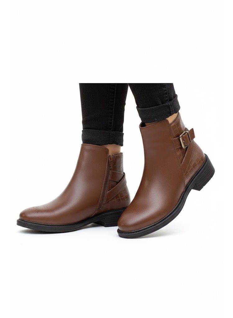 Stylish women's boots with a comfortable heel and elegant design - available in various colors and sizes - Image 1