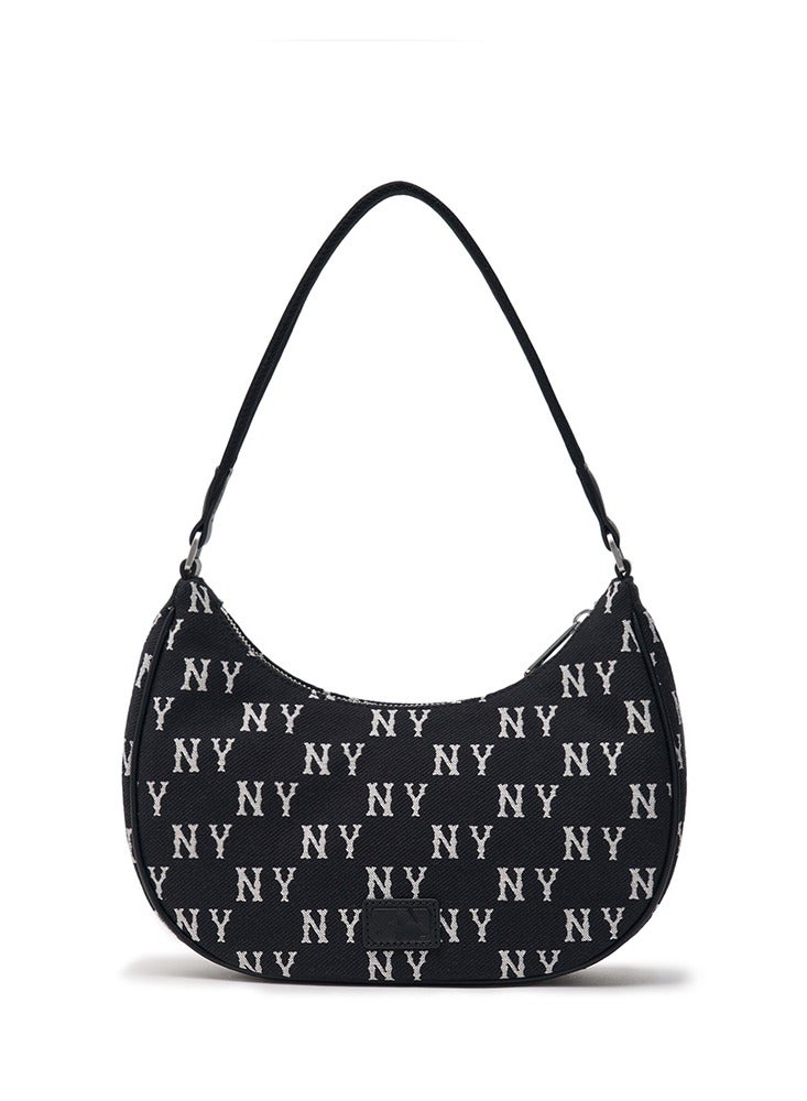 إم إل بي حقيبة كتف كلاسيكية من قماش الجاكار تحت الإبط من نيويورك يانكيز باللون الأسود - Image 4