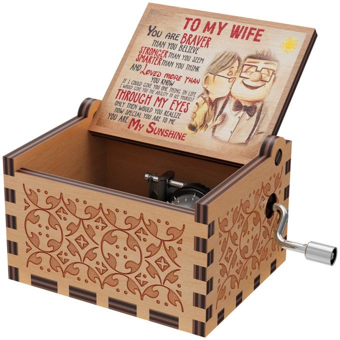 You are My Sunshine Wood Music BoxesLaser Engraved Vintage Wooden Sunshine Musical Box Gifts for GirlfriendBoyfriendFamily FriendsOn BirthdayFestival to My Wife