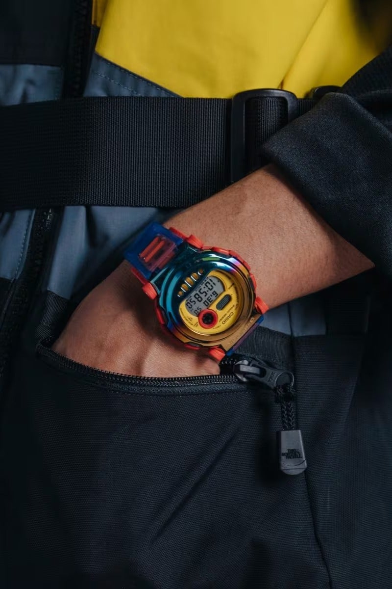 G-SHOCK Casual digital Men's Watch - G-B001MVE-9DR - Image 2