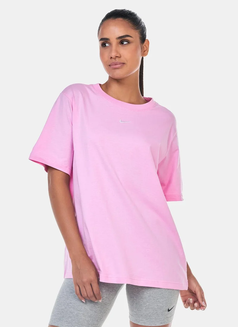 نايكي Women's Sportswear Essential T-Shirt