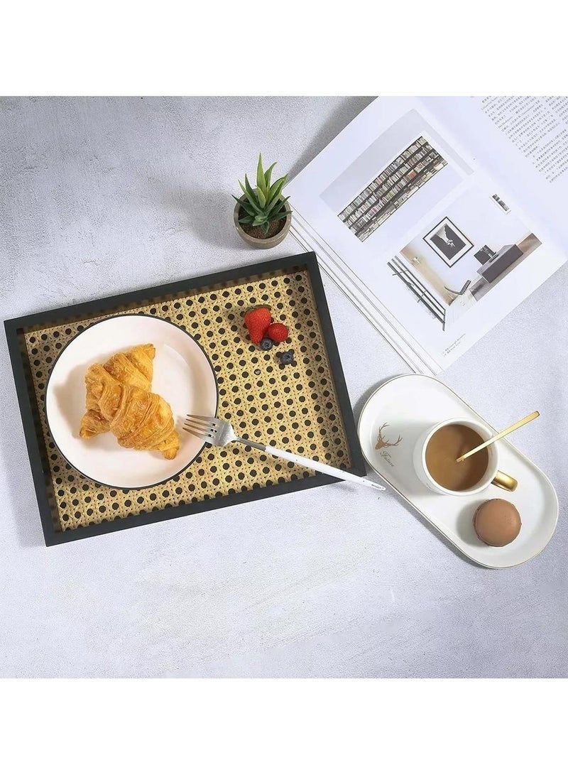 كيلا صينية تقديم مستطيلة مصنوعة من الخيزران الصناعي، صينية تقديم على شكل سلة بإطار خشبي أسود للقهوة، الإفطار، الطعام، المشروبات، صواني زخرفية للمكياج 32 × 23 × 2 سم - Image 4