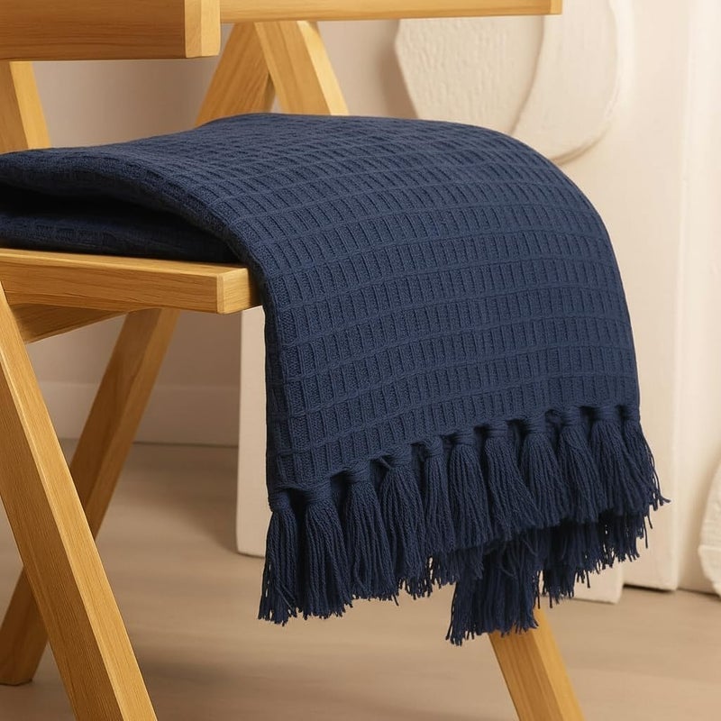 Blue Strip بطانية وافل قطنية 100% باللون الأزرق المخطط للأريكة، السرير وغرفة المعيشة – بطانية قطنية ناعمة، خفيفة الوزن، تسمح بمرور الهواء (152 × 127 سم) - Image 4