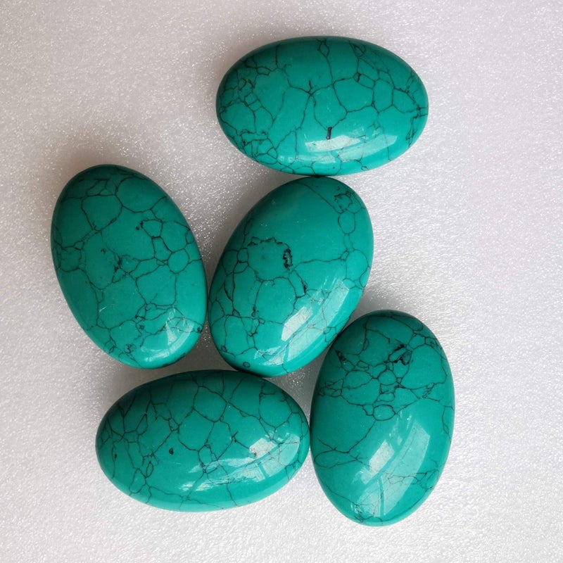 Loveliome Synthesis Green Howlite Turquoise Oval Polished Worry Stones, Healing Crystal Indoor Fountain Stones Massage Energy Anxiety Relief Items - Image 4