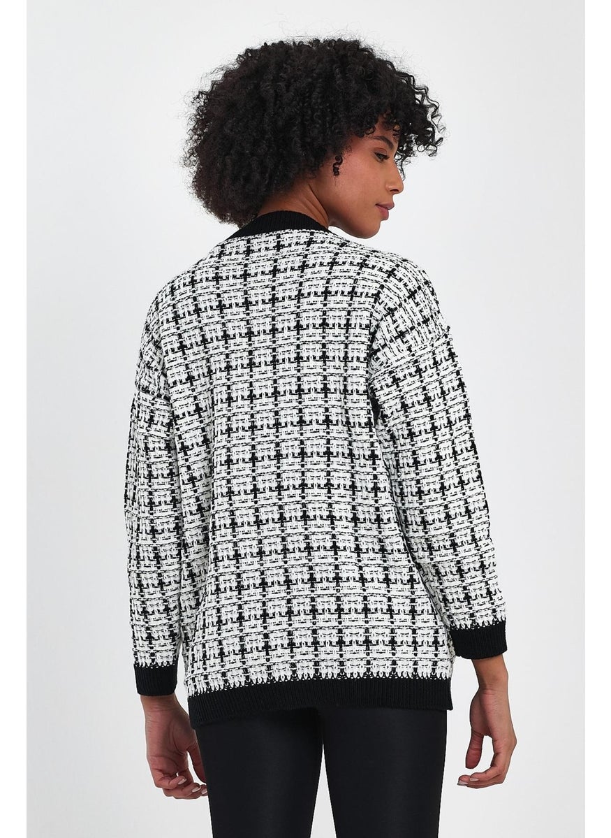 Alexander Gardi Patterned Pocket Knitted Cardigan (A91022-S)  - Image 2