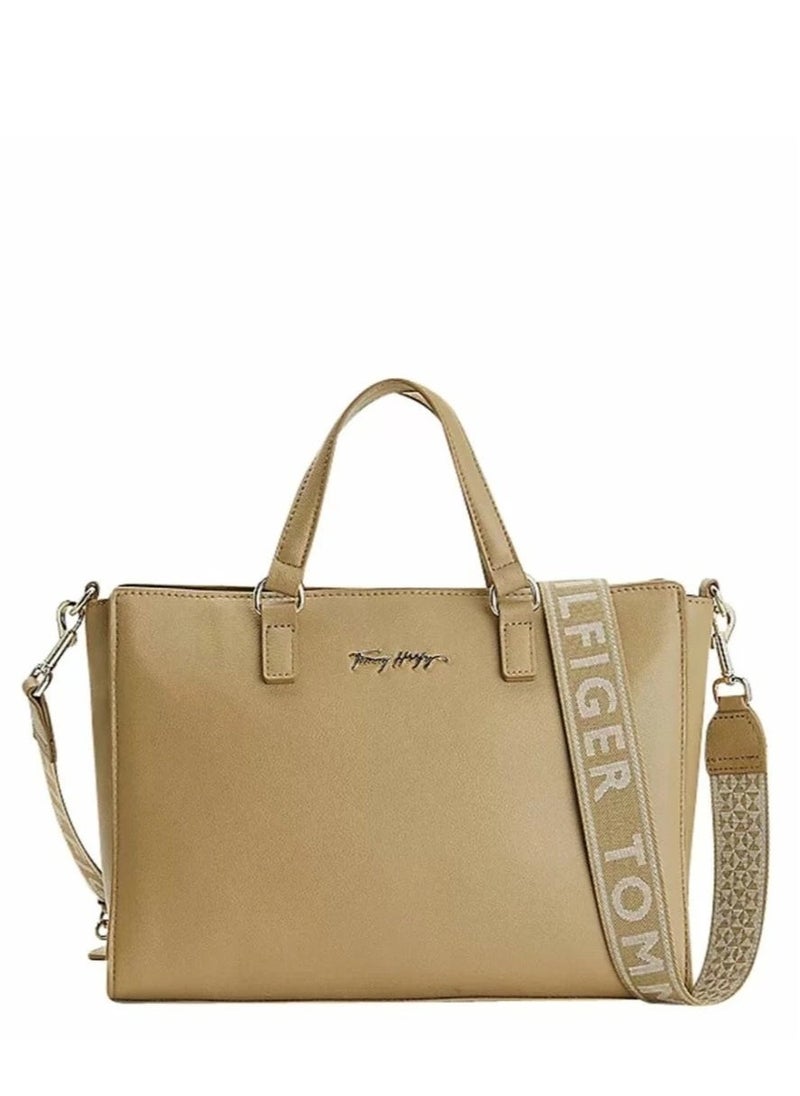 Tommy Hilfiger Plus Tommy Hilfiger Women's Tommy Joy Camera Bag Tote handbag Shoulder bag Crossbody bag Casual  - Image 1