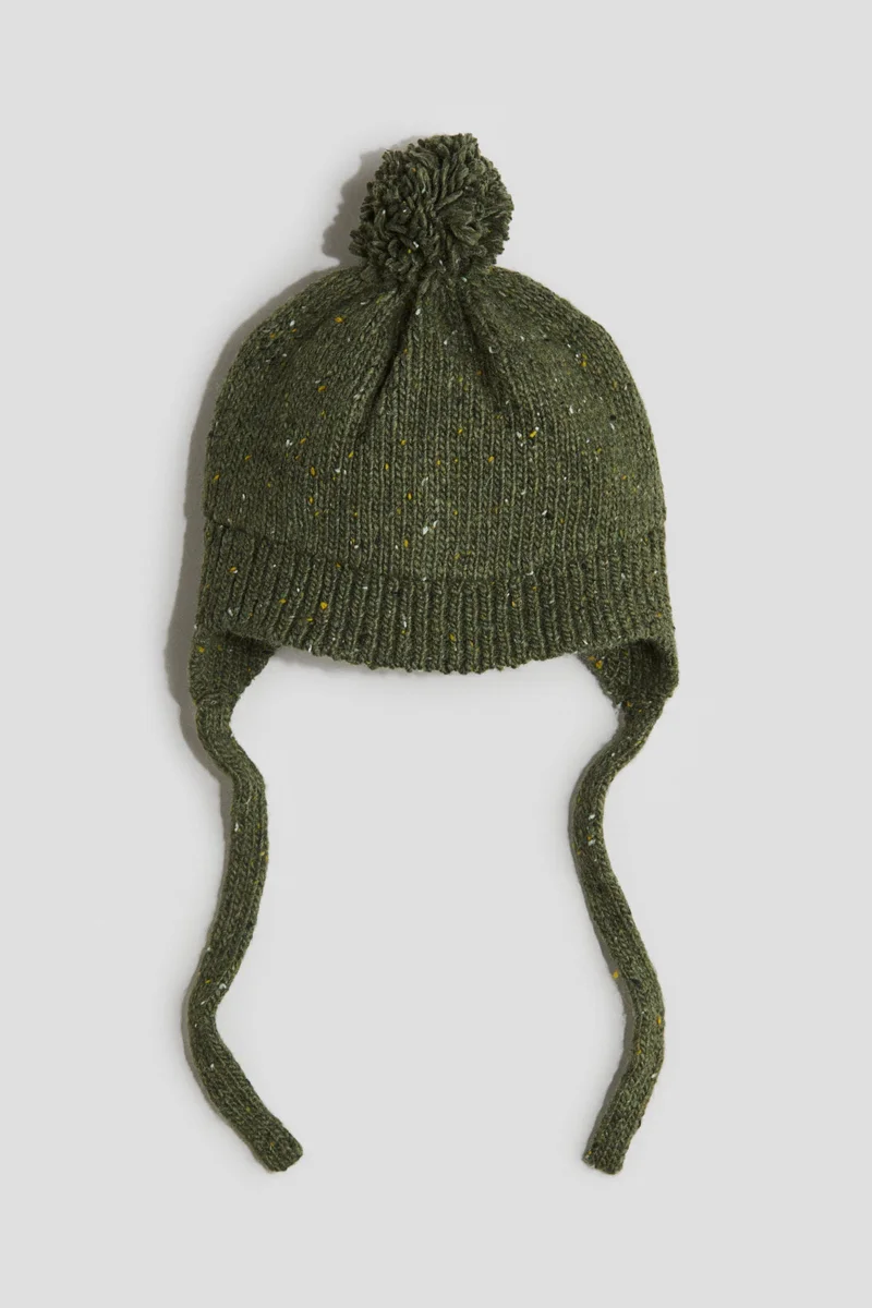 H&M Knitted earflap beanie