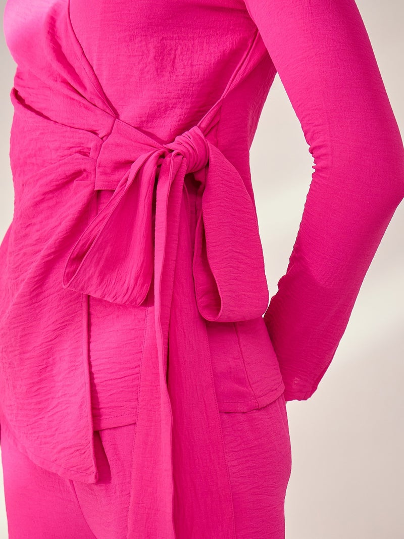 بانيت طقم متناسق (Co-ord Set) بلوزة لفّ (Wrap Top) من قماش Airflow مع بنطلون - ماجنتا - Image 4