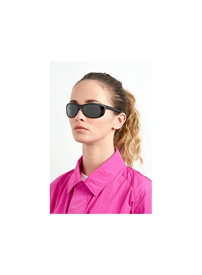 Polaroid P7334 Rectangular Sunglasses - Image 3