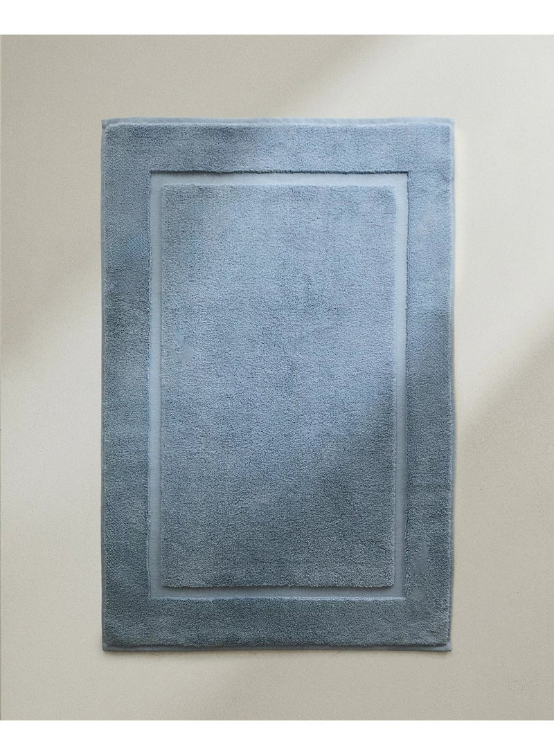 تى ام هوم دواسة حمام فندقية فاخرة من TM HOME – قطن طبيعي 100% عالي الجودة – لون أزرق أنيق ومنعش – مقاس 50×80 سم – امتصاص فائق وسرعة في الجفاف بملمس ناعم ولمسة فخامة فندقية - Image 4