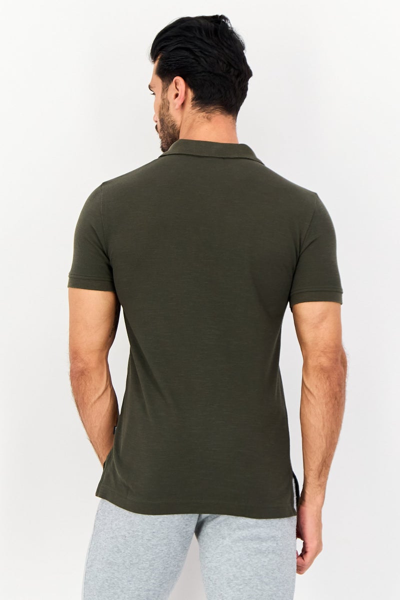 PUMA تي شيرت بولو للرجال بأكمام قصيرة مناسب للرياضة في الهواء الطلق، زيتوني داكن - Image 3